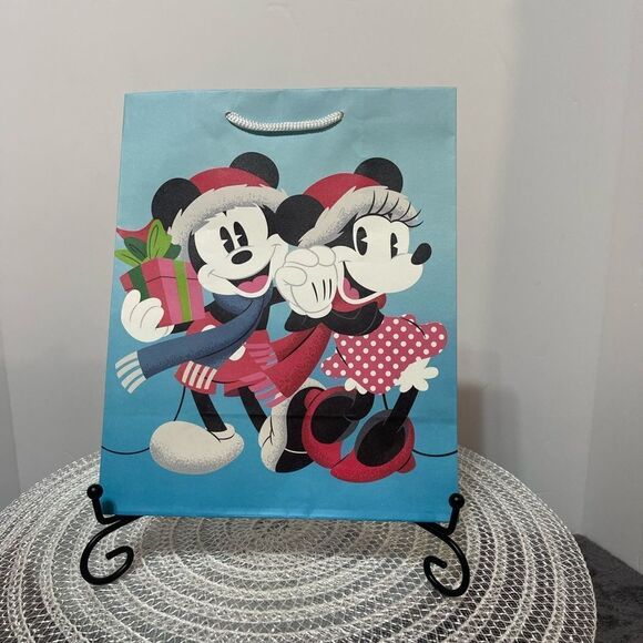 Hallmark Mickey and Minnie Mouse Holiday Gift Bags set of 8 NWT - Picture 7 of 12